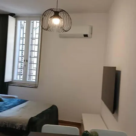 View 4 Apartman *